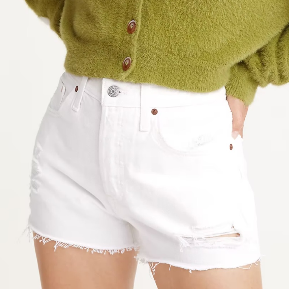 White Levi’s 501 Women’s High Waisted Shorts